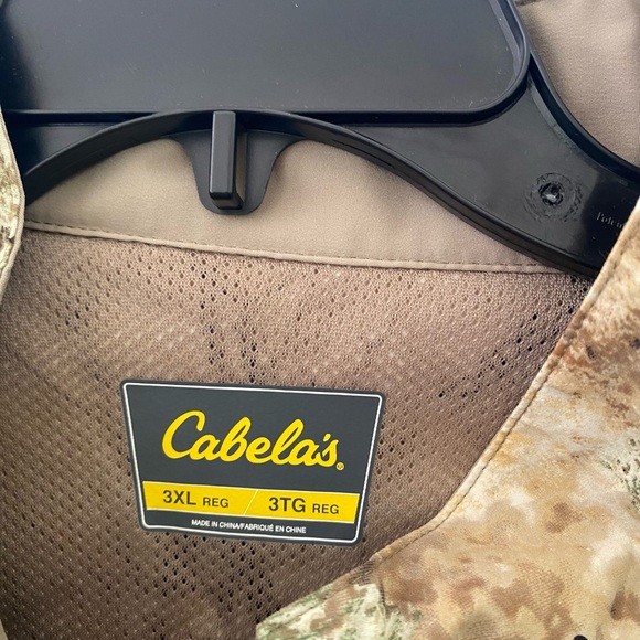 CABELA’S  3XL LIGHTWEIGHT CAMO WINDBREAKER - Picture 2 of 4